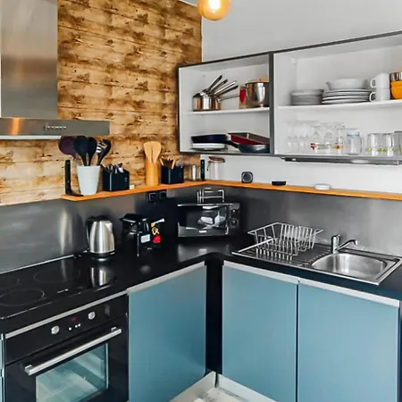 Terrasse Exterieure, Digue De Malo A 800m, Capacite 4 Personnes, 1 Chambre, Renove * Dunkirk