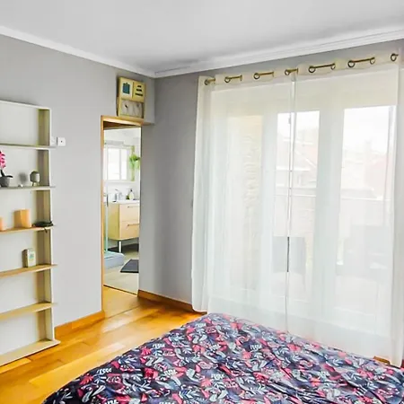 Capacité 4 Personnes Dunkerque, 1 Chambre, Terrasse Exterieure *