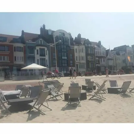 Capacité 4 Personnes Dunkerque, 1 Chambre, Terrasse Exterieure *