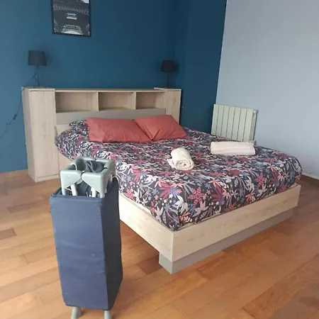 Capacité 4 Personnes Dunkerque, 1 Chambre, Terrasse Exterieure