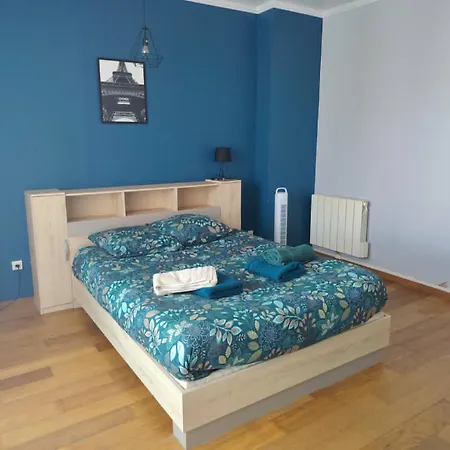 Appartement Proche Digue De Mer Malo A 800M, Avec Terrasse Exterieure, Capacite 4 Personnes,1 Chambre Daire *