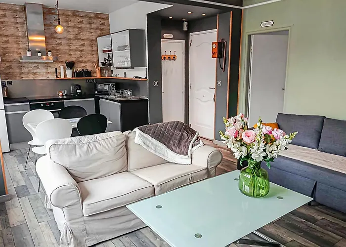 Appartement Avec Terrasse Exterieure, Capacité 4 Personne, 1 Chambre, Digue De Malo A 800m Dunkirk