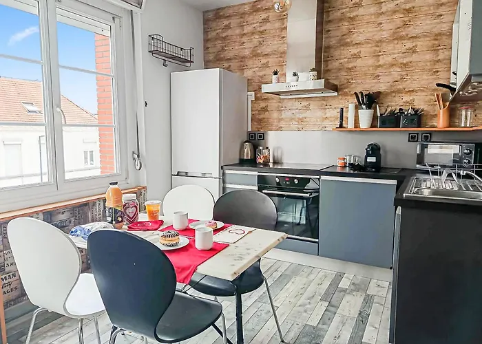 Appartement Avec Terrasse Exterieure, Capacité 4 Personne, 1 Chambre, Digue De Malo A 800m *