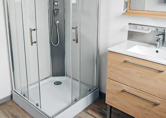 Avec Terrasse Exterieure, Capacité 4 Personne, 1 Chambre, Digue De Malo A 800m
