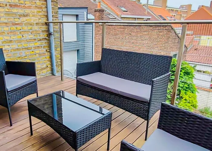 Avec Terrasse Exterieure, Capacité 4 Personne, 1 Chambre, Digue De Malo A 800m *